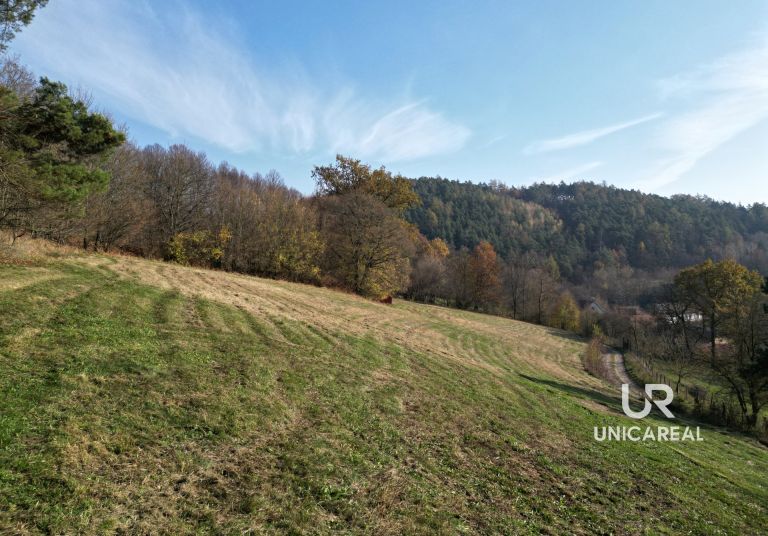 Prodej stavebního pozemku 2184 m2 na klidném místě, Letovice, okres Blansko