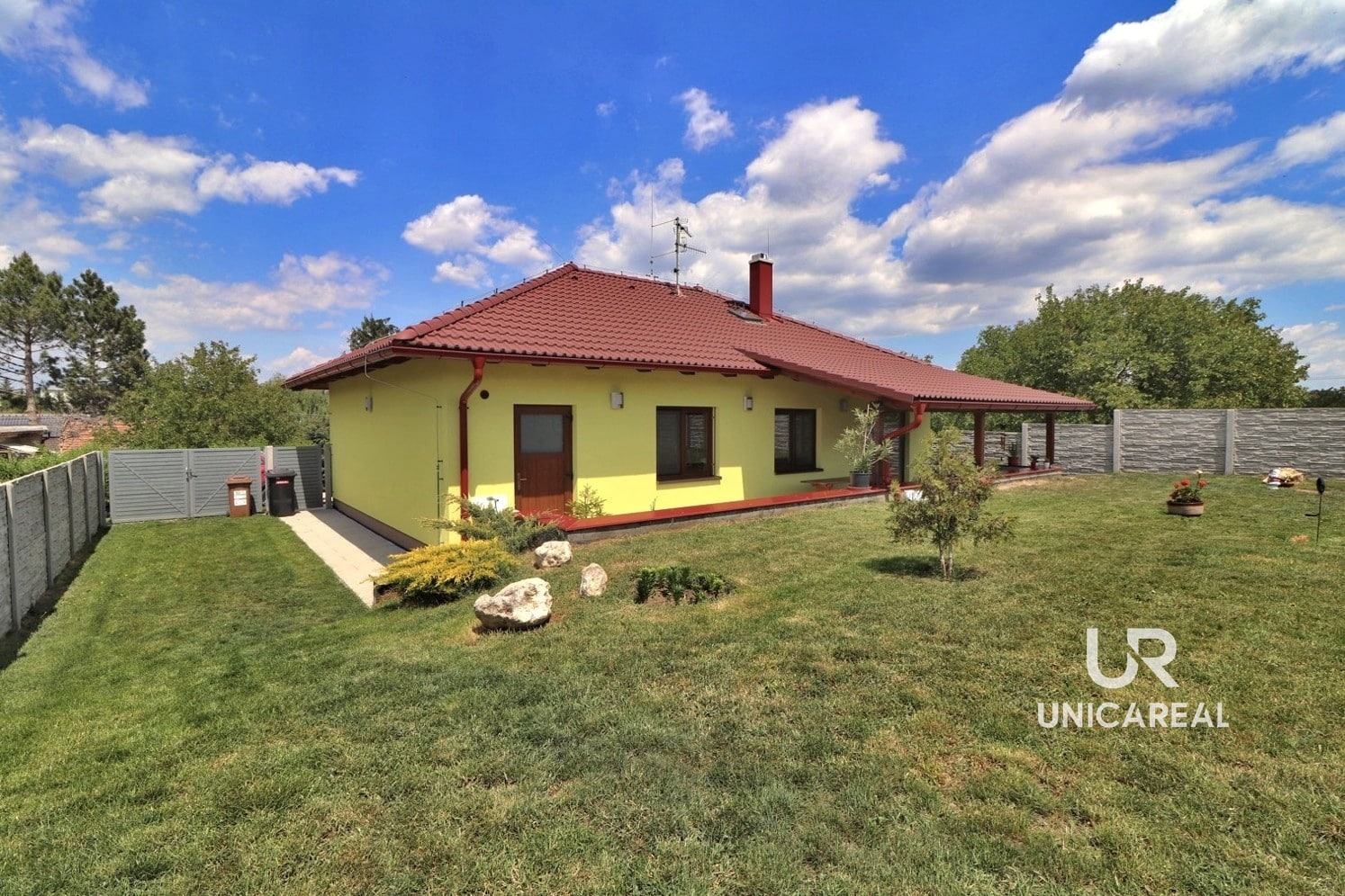 Prodej-dum-Uvaly-u-Breclavy-bungalov-UNICAREAL