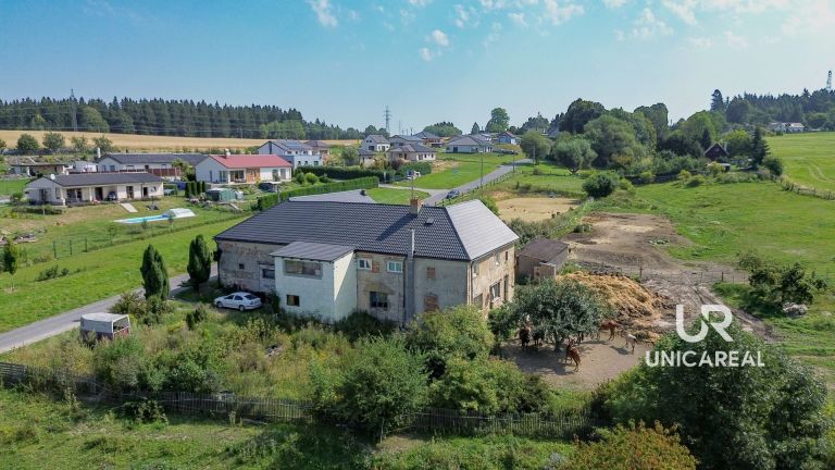 Prodej zemědělské usedlosti Kamenná Horka u Svitav, Z.P.: 860m2, C.P.: 10.137m2