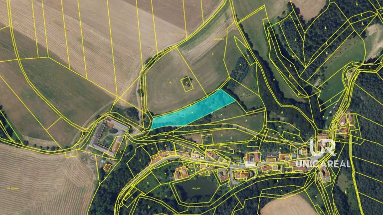 Prodej stavebního pozemku 4410m² (360 Kč za m²) v obci Slatinka u Letovic