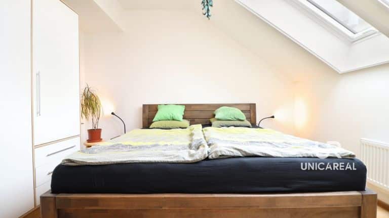 Mezonetový byt 3+kk 77 m², garáž. stání, zahrádka, Velešovice