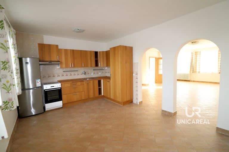 Pronájem bytu 3+1, 82m², Brno-Žebětín