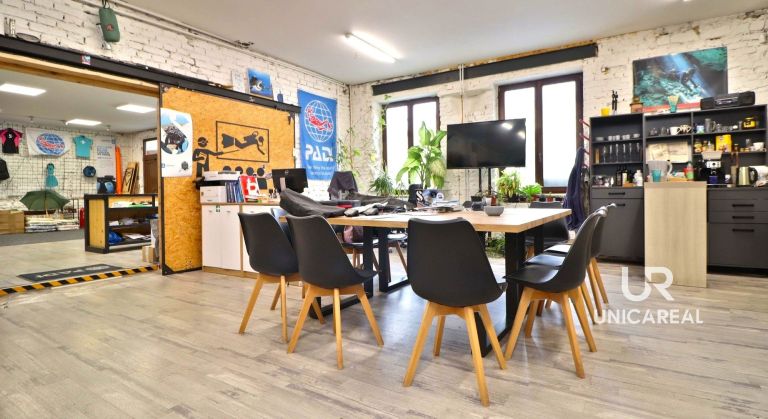 Pronájem obchodního prostoru 240 m² – Brno, Dukelská