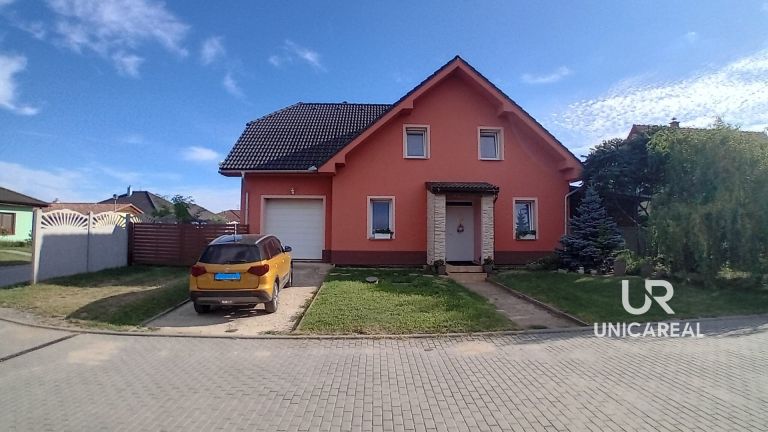Prodej rodinného domu 6+kk, pozemek 651 m² – Božice, okres Znojmo