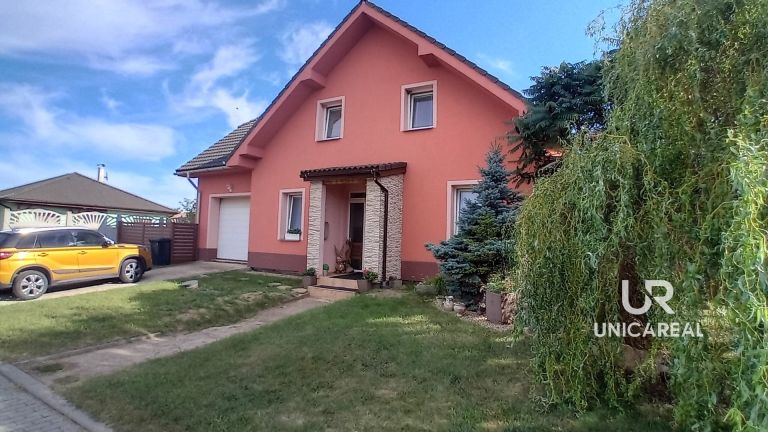 Prodej rodinného domu 6+kk, pozemek 651 m² – Božice, okres Znojmo