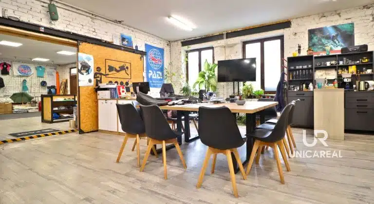 Pronájem obchodního prostoru 240 m² – Brno, Dukelská