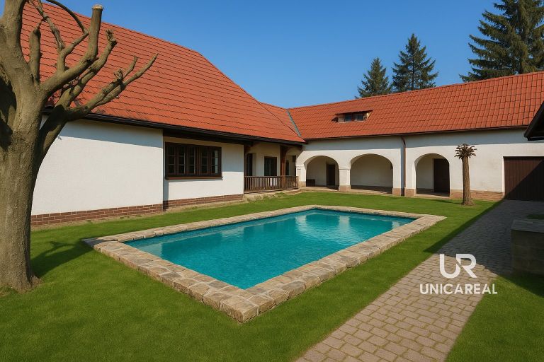 PRODÁNO – Prodej stylového domu 4+1 s uzavřeným dvorem a zahradou C.P.: 1.121m², Sudice, okres Blansko