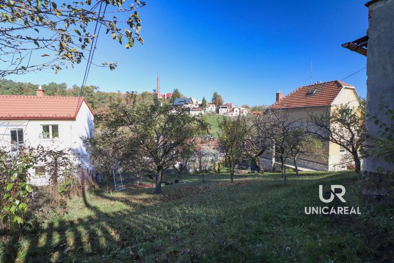 Prodej stavebního pozemku 681 m², Bílovice nad Svitavou