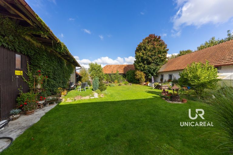 Prodej rodinného domu 330 m², Sklené nad Oslavou, okres Žďár nad Sázavou