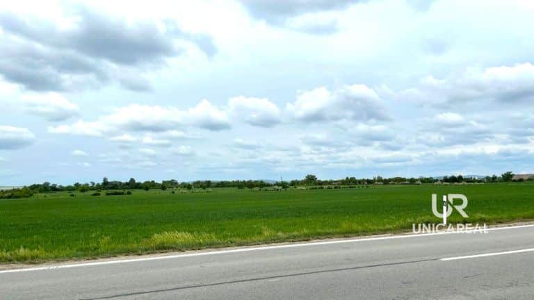 Prodej pole 11 752 m², Brno-Tuřany