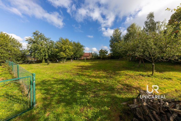 Prodej stavebního pozemku 1 170 m², Sklené nad Oslavou