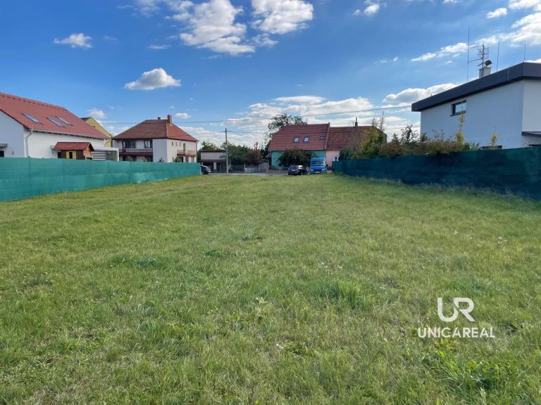 Prodej stavebního pozemku 1324 m², Rajhrad