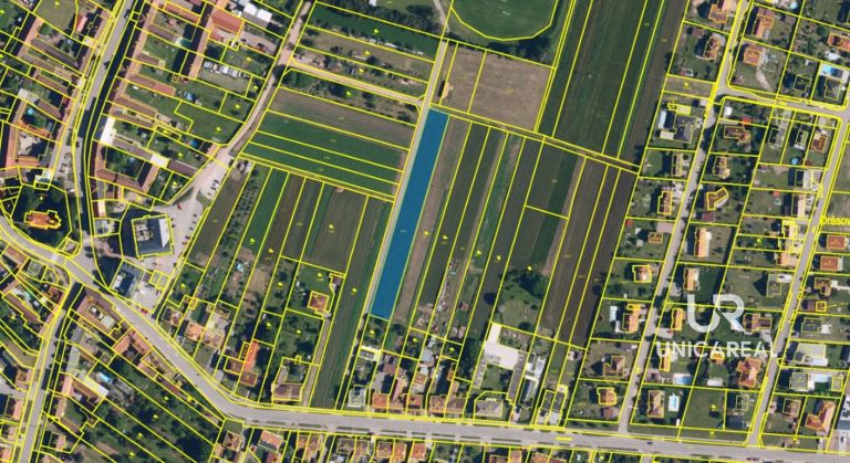 Prodej stavebního pozemku 2 596 m², Drásov