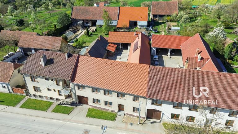 Prodej vícegeneračního rodinného domu – Čikov u Velké Bíteše, okres Třebíč