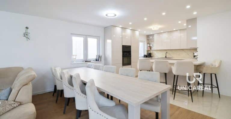 Prodej rodinného domu 230 m², Ořechov, pozemek 1573m2