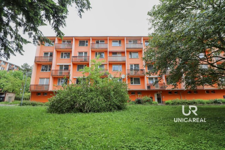 Prodej bytu 3+1 75 m², ul. Řezáčova, Brno, Komín