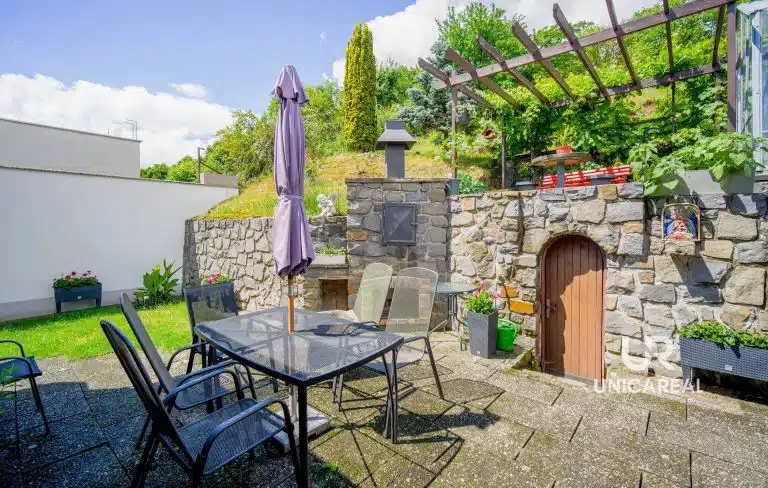 Prodej vilky po rekonstrukci, Pozořice, pozemek 809m²