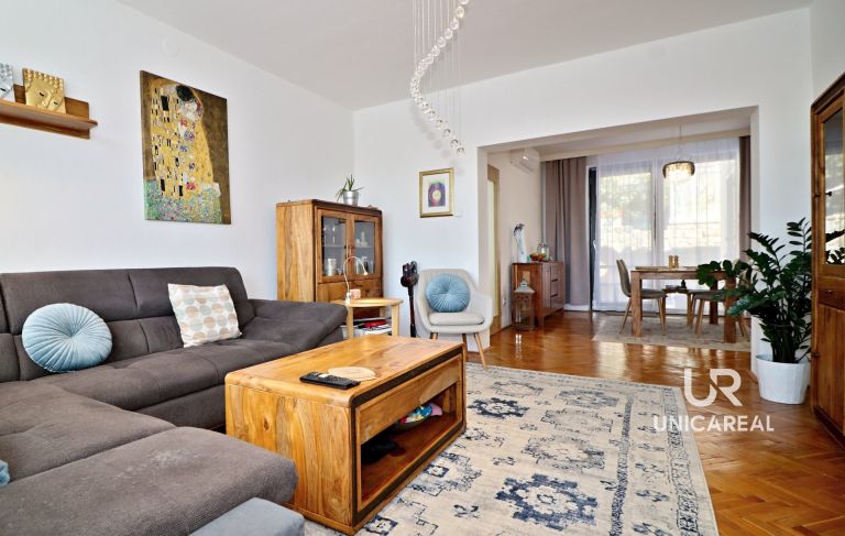 Prodej dvoupodlažního RD po rekonstrukci, Pozořice, Velké Lipky, C.P.: 809m²