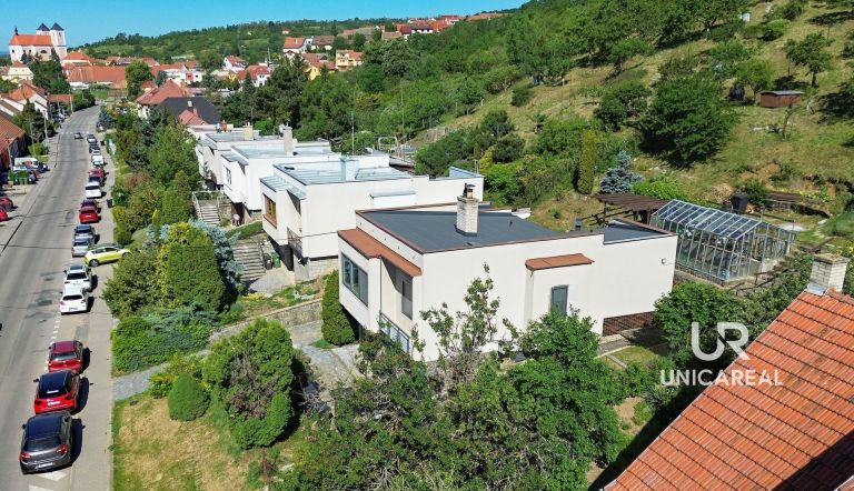 Prodej dvoupodlažního RD po rekonstrukci, Pozořice, Velké Lipky, C.P.: 809m²