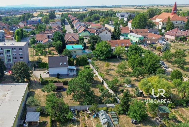 Prodej stavebního pozemku 759 m², Rajhrad