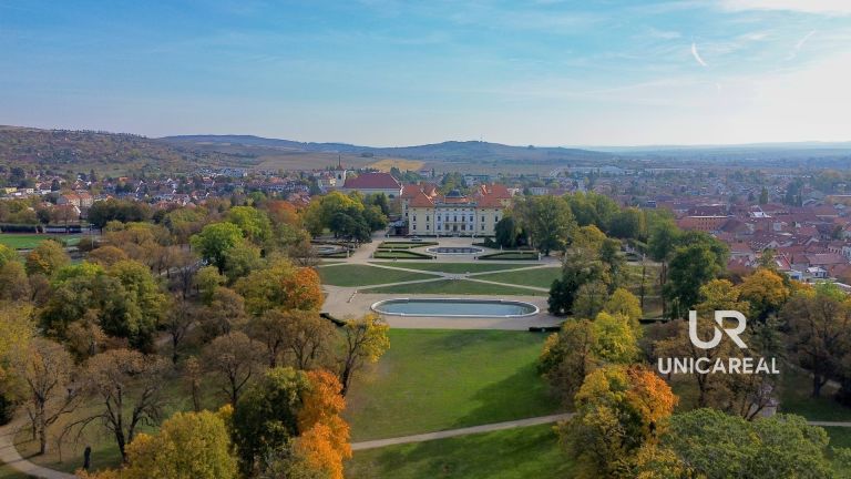 Prodej rodinného domu 200 m² s garáží , ul. Zámecká, Slavkov u Brna