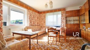 Prodej-RD-Dalecin-Vysocina-obyvaci-pokoj