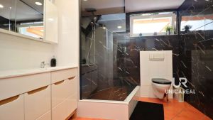 17-Prodej-rodinny-dum-rd-Brno-Komin-luxusni-koipelna