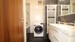 Pronajem-bytu-3kk-Brno-Sadova-Moskalykova-koupelna