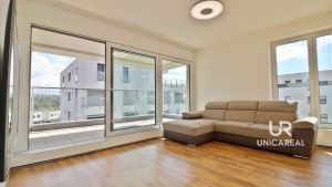 Pronajem-bytu-3kk-Brno-Sadova-Moskalykova-obyvaci-pokoj