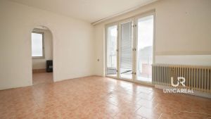 Prodej-domu-Drnovice-u-Vyskova-obyvaci-prostor-v-patre