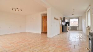 Prodej-domu-Drnovice-u-Vyskova-obyvaci-prostor-s-kuchyni-prizemi