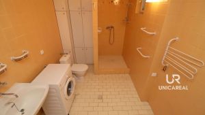 prodej-rd-rodinny-dum-brno-cerna-pole-lozibky-koupelna-2