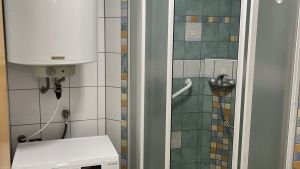 Rajhradice-pronajem-sprchovy-kout