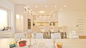 Jidelni-a-kuchynska-cast-bungalovu-2