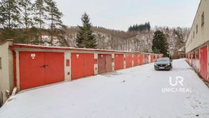 Garazovy-komplex-Adamov