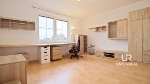 Obyvaci-pokoj-loznice-2