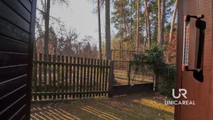 Pohled-z-obyvaci-casti