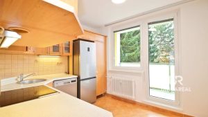 Pronajem-bytu-21-Zahrebska-Brno-Zabovresky-kuchyn-2