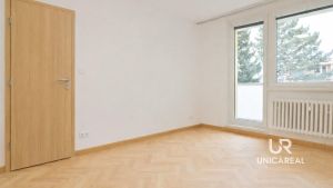 Pronajem-bytu-21-Zahrebska-Brno-Zabovresky-obyvaci-pokoj