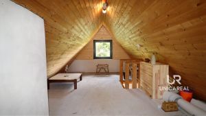 Podkrovni-cast-chaty